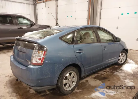 2005 Toyota Prius z USA, uszkodzony, nr VIN JTDKB20U853021010